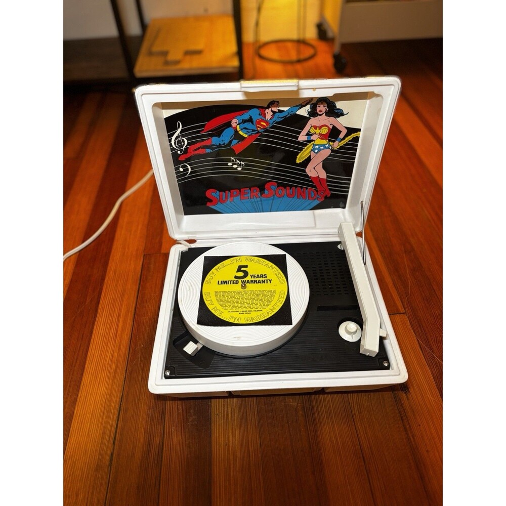 VERY RARE DEJAY SUPER SOUNDS SUPERMAN & WONDER WOMAN RECORD PLAYER - Tested